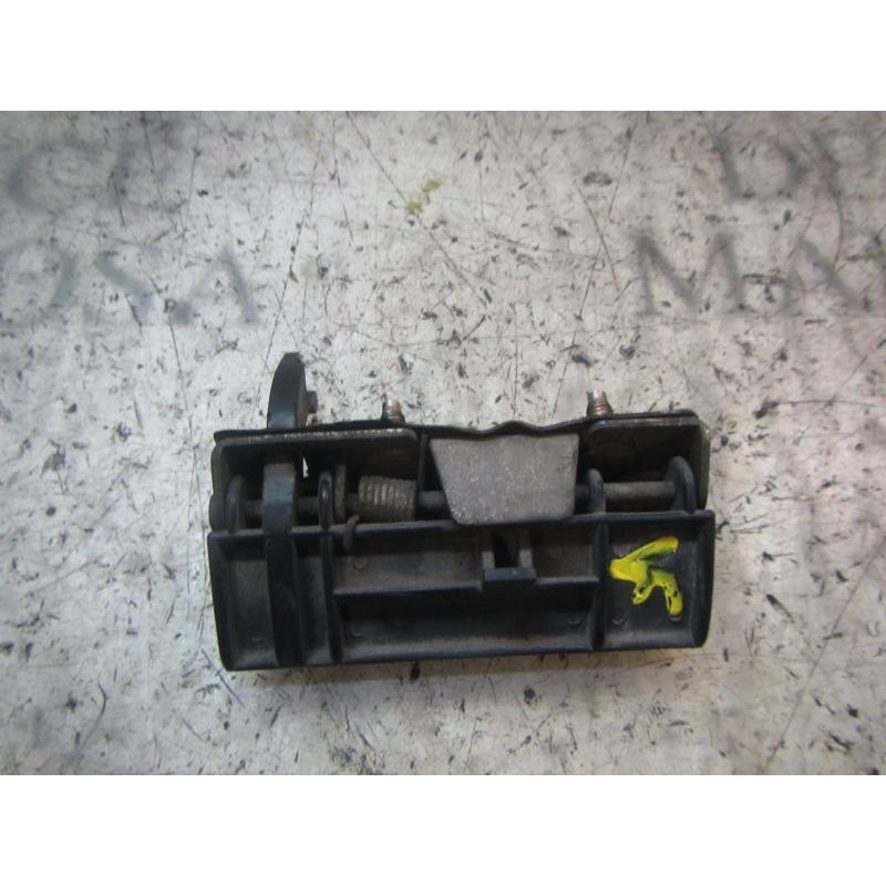 Recambio de maneta porton para ssangyong rodius 2.7 turbodiesel cat referencia OEM IAM 6617403093  