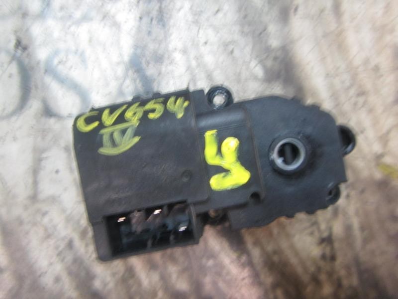 Recambio de motor electrico para ssangyong rodius 2.7 turbodiesel cat referencia OEM IAM 6912021040 45260870 5H050355