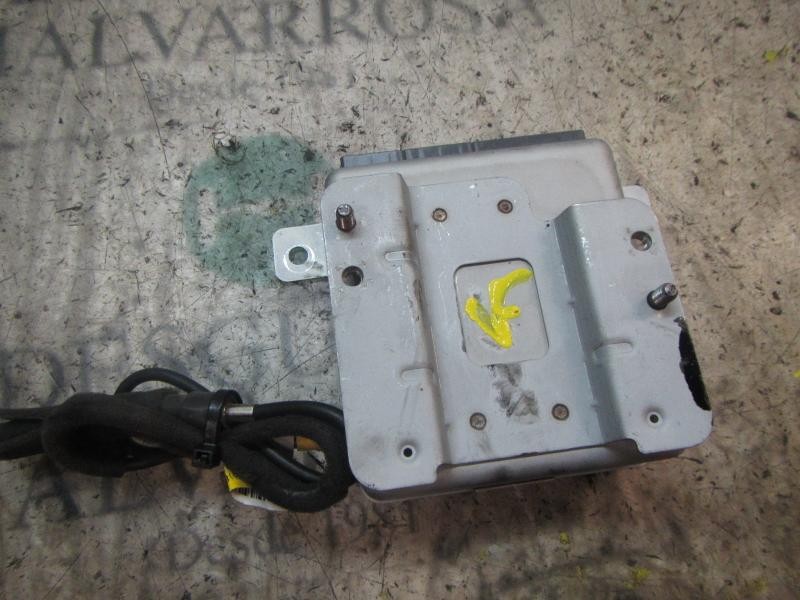 Recambio de modulo electronico para ssangyong rodius 2.7 turbodiesel cat referencia OEM IAM 8716121101  