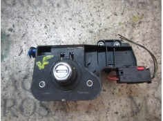 Recambio de maneta porton para opel meriva 1.6 16v referencia OEM IAM   