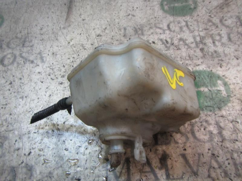 Recambio de deposito servo para audi a3 sportback (8p) 2.0 tdi referencia OEM IAM 1K1611301D  