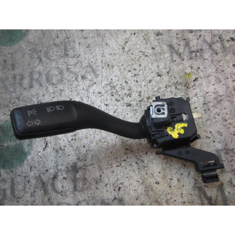 Recambio de mando intermitentes para audi a3 sportback (8p) 2.0 tdi referencia OEM IAM 8P0953513C9B9  