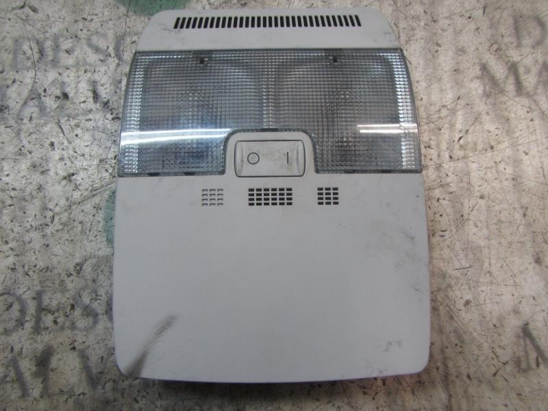 Recambio de piloto interior para audi a3 sportback (8p) 2.0 tdi referencia OEM IAM 8P0947135D9NQ  