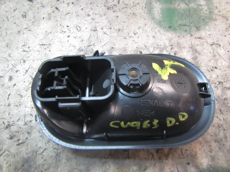 Recambio de maneta interior delantera derecha para renault kangoo 1.5 dci diesel fap referencia OEM IAM   