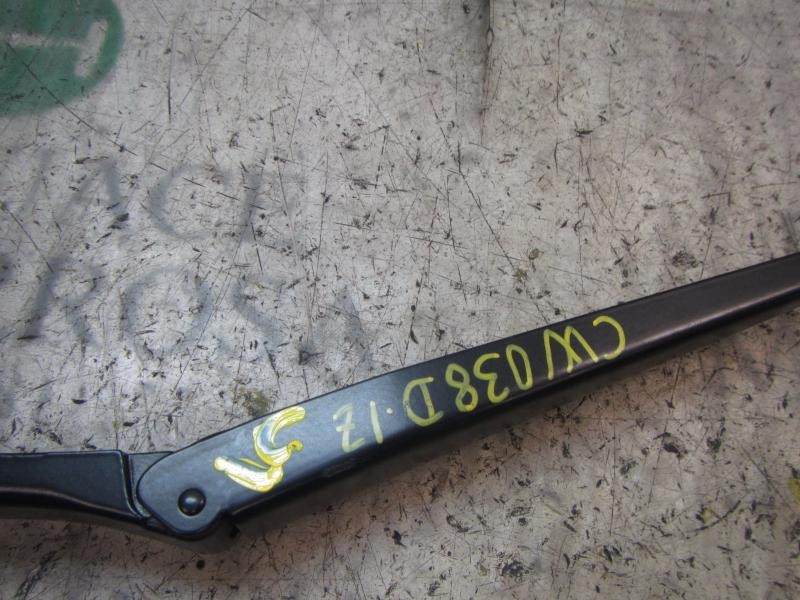 Recambio de brazo limpia delantero izquierdo para skoda rapid active referencia OEM IAM 5JB955409  