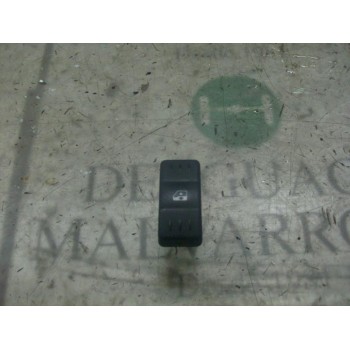 MANDO ELEVALUNAS DELANTERO IZQUIERDO 6001546816 