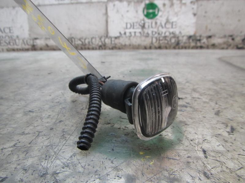 Recambio de piloto lateral izquierdo para skoda rapid active referencia OEM IAM 1U0949127C  