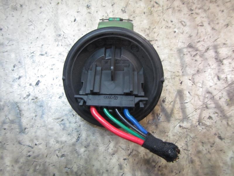 Recambio de resistencia calefaccion para skoda rapid active referencia OEM IAM 6Q0959263A  