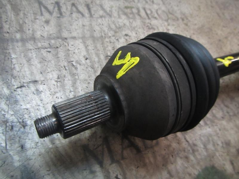 Recambio de transmision izquierda para skoda rapid active referencia OEM IAM 6R0407761A  