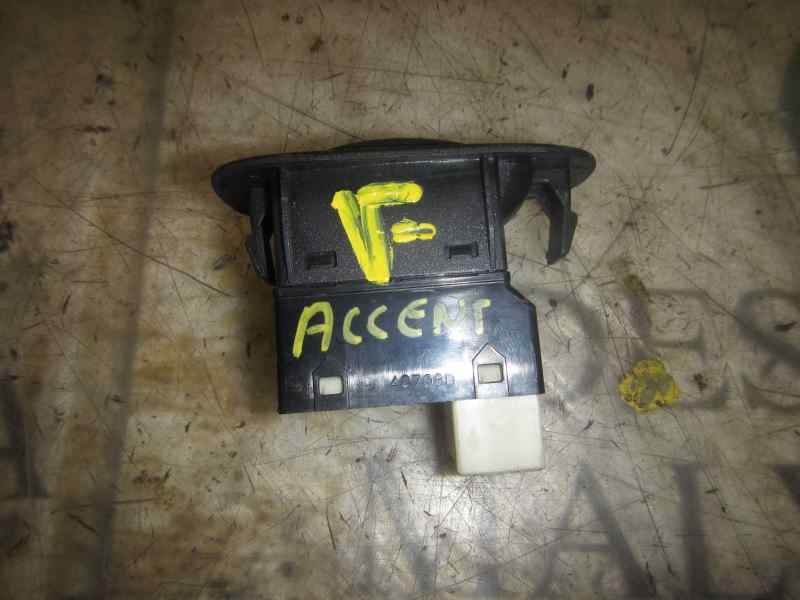 Recambio de mando elevalunas delantero derecho para hyundai accent (lc) 1.3 cat referencia OEM IAM   