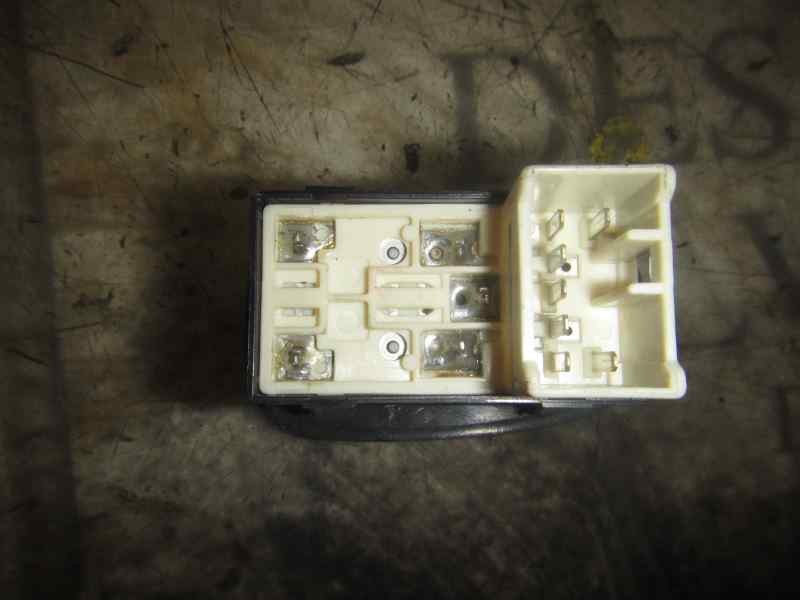 Recambio de mando elevalunas delantero derecho para hyundai accent (lc) 1.3 cat referencia OEM IAM   