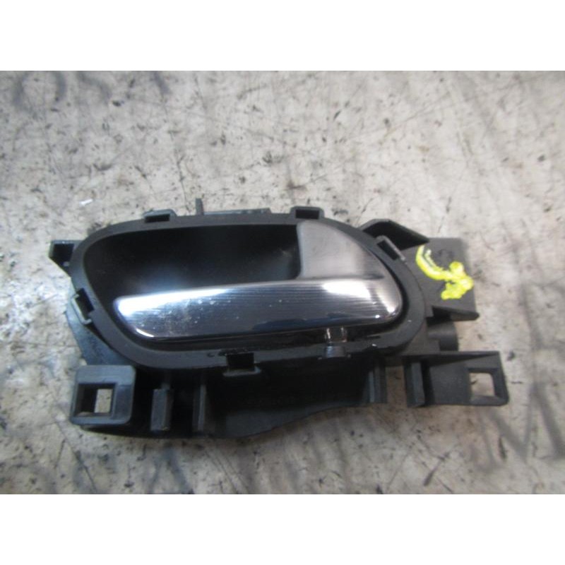 Recambio de maneta interior trasera derecha para peugeot 207 1.6 16v hdi referencia OEM IAM   