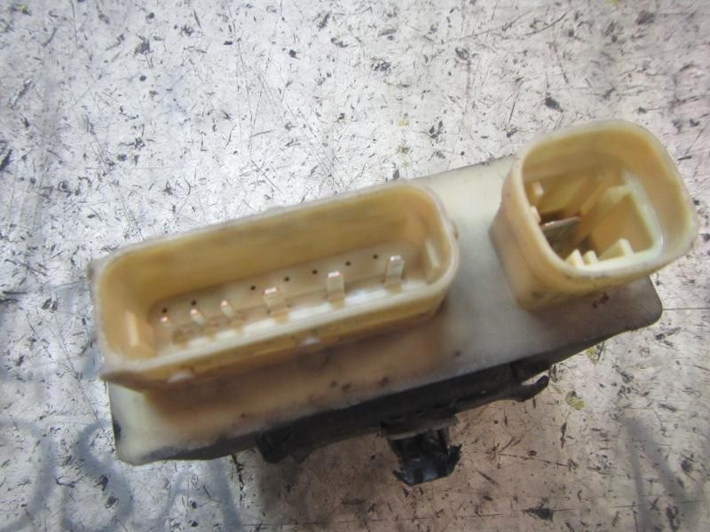 Recambio de caja precalentamiento para peugeot 207 1.6 16v hdi referencia OEM IAM   