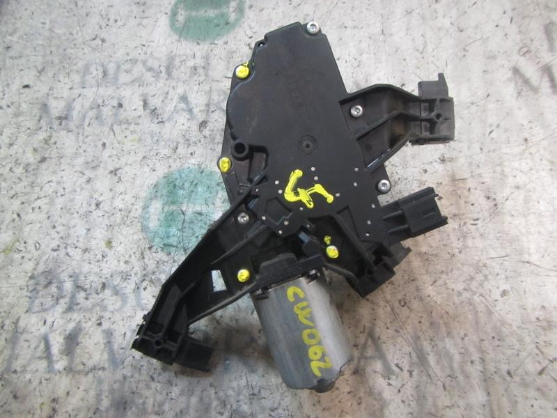 Recambio de motor limpia trasero para peugeot 207 1.6 16v hdi referencia OEM IAM   