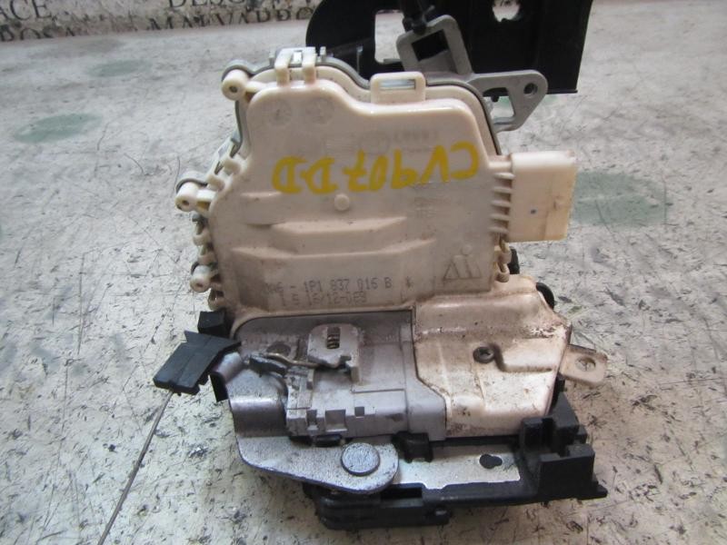 Recambio de cerradura puerta delantera derecha para seat altea xl (5p5) 1.6 tdi referencia OEM IAM   