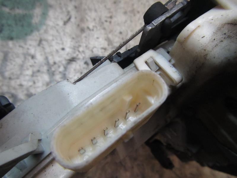 Recambio de cerradura puerta delantera derecha para seat altea xl (5p5) 1.6 tdi referencia OEM IAM   