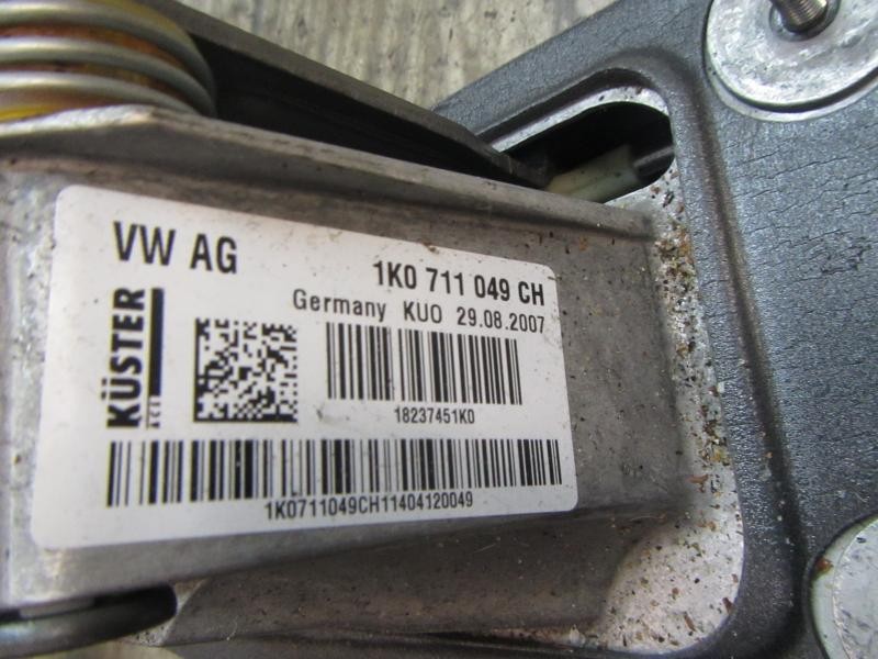 Recambio de palanca cambio para seat altea xl (5p5) 1.6 tdi referencia OEM IAM 1K0711050A  