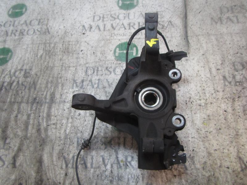 Recambio de mangueta delantera izquierda para fiat doblo cargo 1.3 16v jtd cat referencia OEM IAM 52043100  