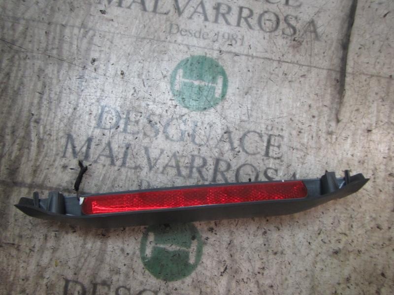 Recambio de piloto trasero central para fiat panda (169) 1.2 cat referencia OEM IAM   