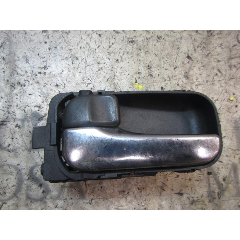 Recambio de maneta interior delantera izquierda para nissan x-trail (t30) comfort referencia OEM IAM 806718H602  