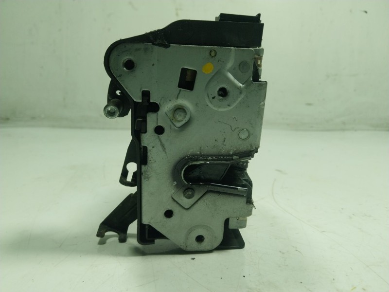 Recambio de cerradura puerta trasera izquierda para land rover range rover (lm) td6 hse referencia OEM IAM FQM500110 F0M500110 L