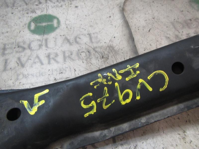 Recambio de travesaño inferior para nissan x-trail (t30) comfort referencia OEM IAM 112408H300  