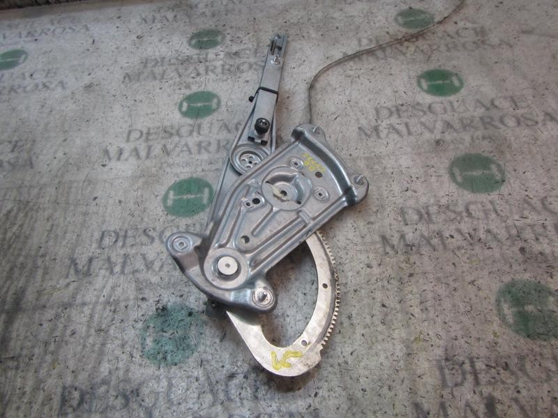 Recambio de elevalunas delantero derecho para renault megane iii berlina 5 p dynamique referencia OEM IAM 807203154R  