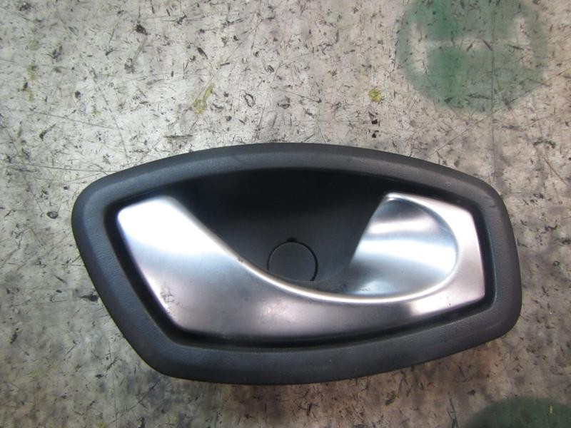 Recambio de maneta interior trasera derecha para renault megane iii berlina 5 p dynamique referencia OEM IAM 826720001R  