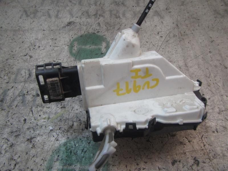 Recambio de cerradura puerta trasera izquierda para citroën c-elysée seduction referencia OEM IAM 9675505380  