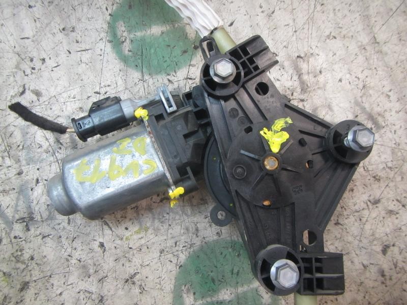 Recambio de elevalunas delantero izquierdo para citroën c-elysée seduction referencia OEM IAM 9674412480 9677416980 