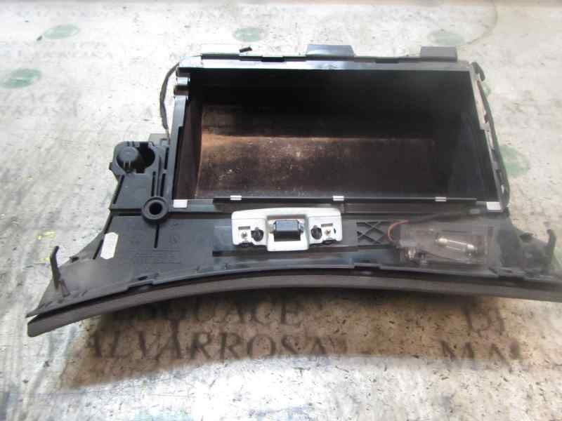 Recambio de guantera para bmw serie 3 berlina (e46) 330d referencia OEM IAM 51167141585  