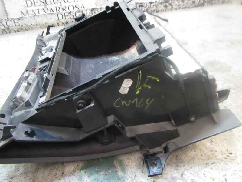 Recambio de guantera para bmw serie 3 berlina (e46) 330d referencia OEM IAM 51167141585  