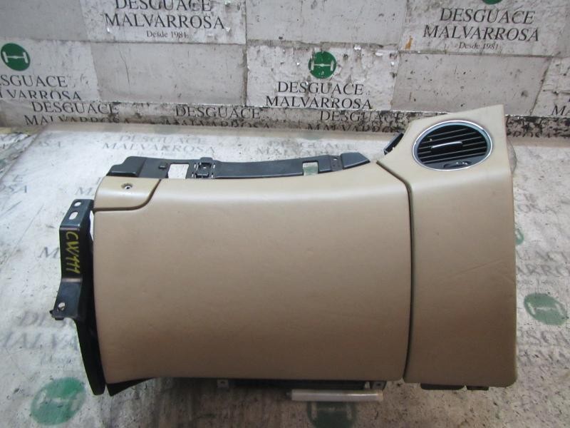 Recambio de guantera para mercedes-benz clase cls (w219) 3.5 v6 cat referencia OEM IAM A21968017878K62  