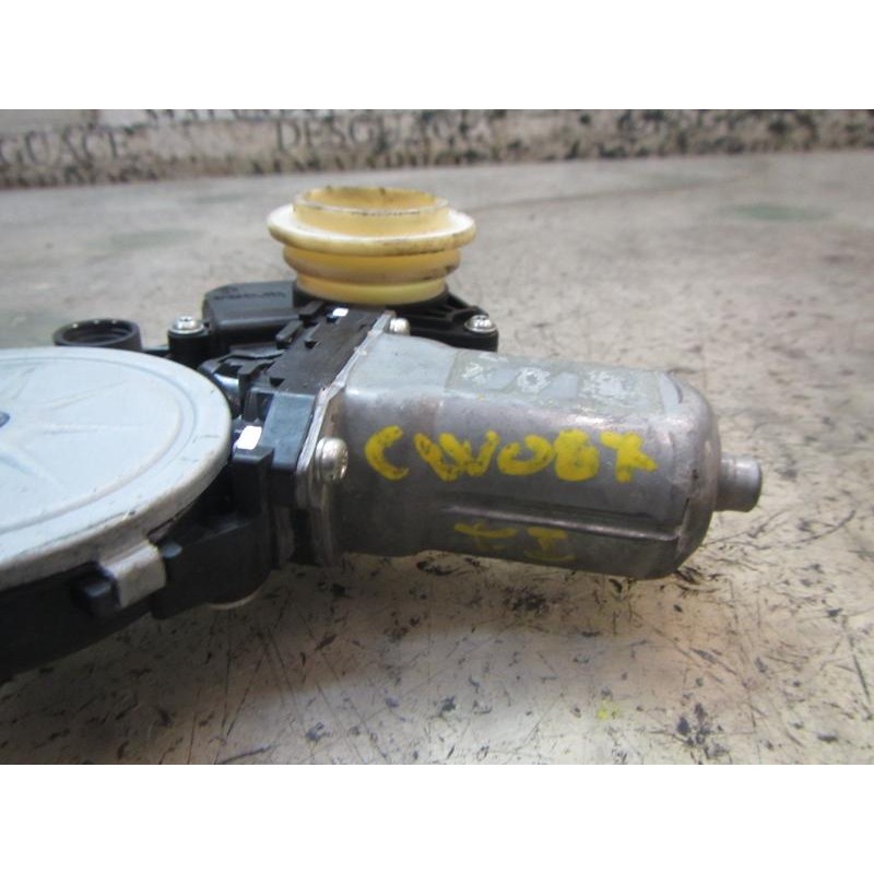 Recambio de motor elevalunas trasero izquierdo para toyota avensis (t27) 2.0 d-4d cat referencia OEM IAM   