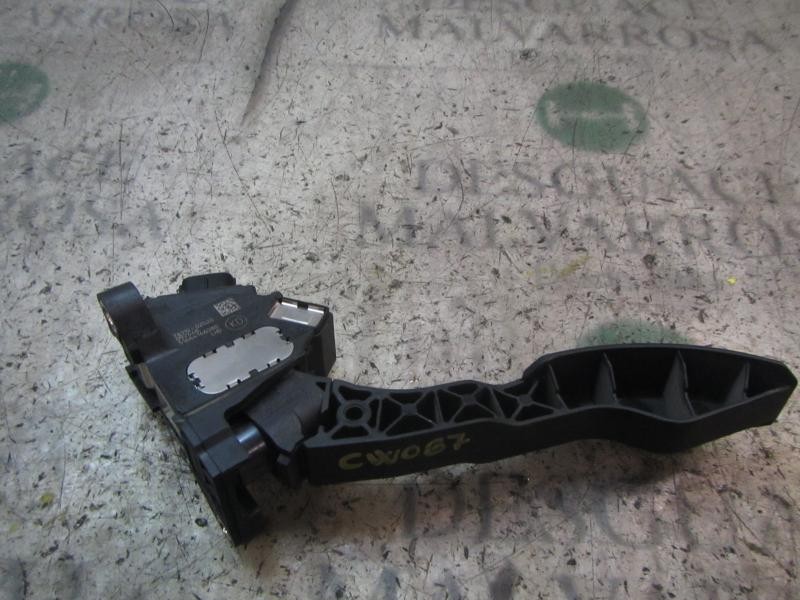 Recambio de potenciometro pedal para toyota avensis (t27) 2.0 d-4d cat referencia OEM IAM   