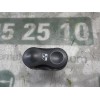 Recambio de mando elevalunas delantero derecho para dacia sandero 1.6 cat referencia OEM IAM 8200602227  