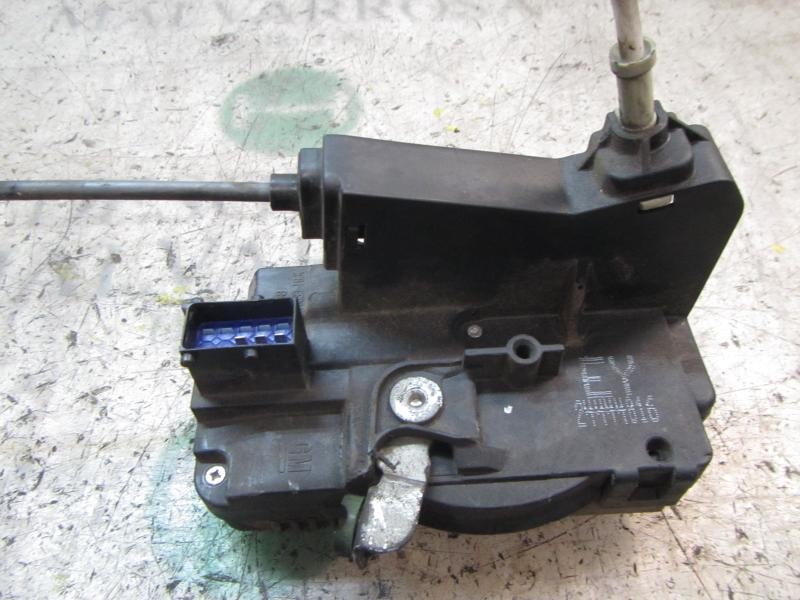 Recambio de cerradura puerta delantera derecha para opel zafira a comfort referencia OEM IAM   