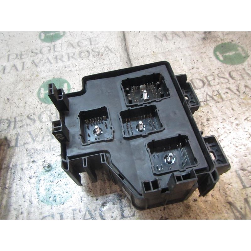 Recambio de caja reles / fusibles para hyundai santa fe (bm) 2.2 crdi cat referencia OEM IAM 919502B610 919502B100 