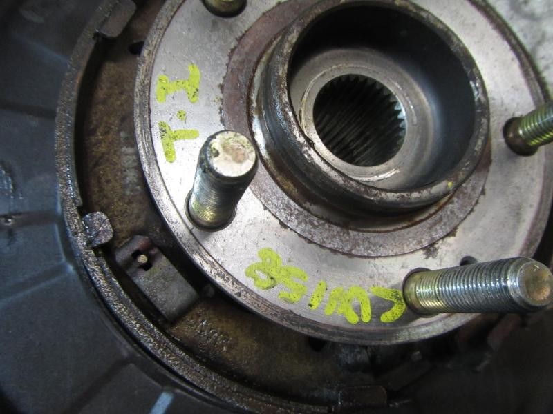 Recambio de mangueta trasera izquierda para hyundai santa fe (bm) 2.2 crdi cat referencia OEM IAM 527102B000  