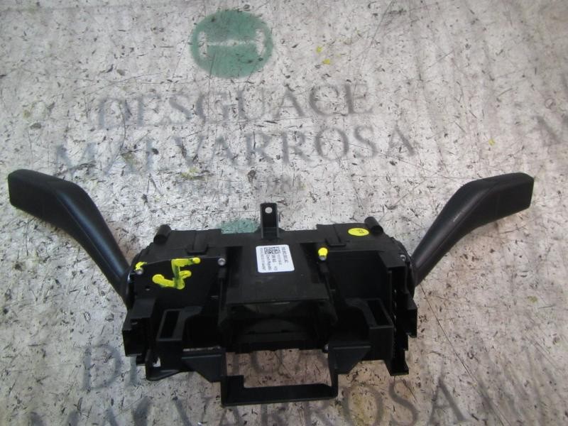 Recambio de mando intermitentes para skoda 3.21 ambition referencia OEM IAM 1S09535139B9 1S0953503AC 1012113600