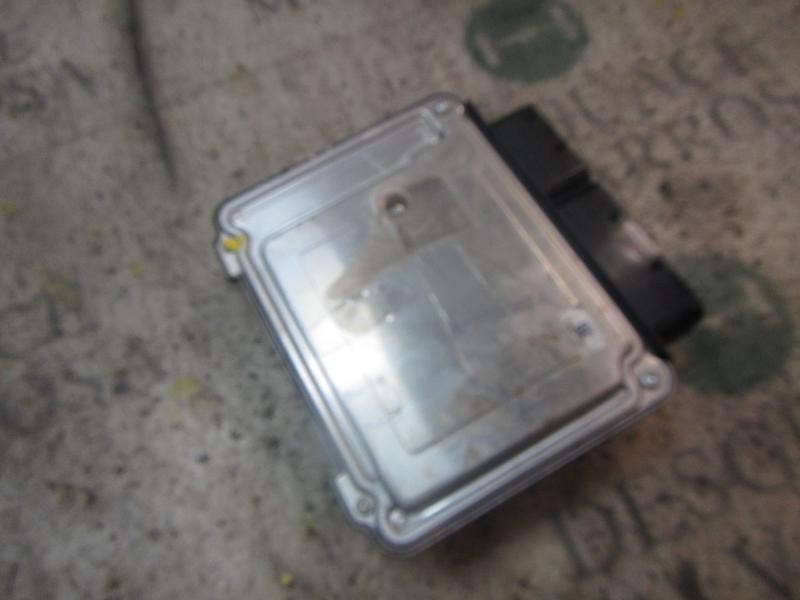 Recambio de centralita motor uce para volkswagen golf v berlina (1k1) 1.9 tdi referencia OEM IAM   