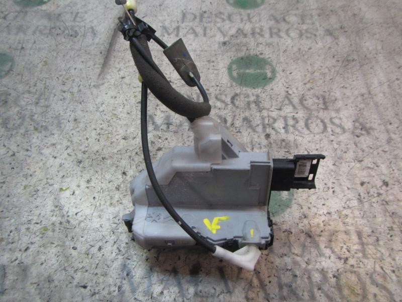 Recambio de cerradura puerta trasera derecha para citroën c3 1.4 hdi referencia OEM IAM 9138AF  