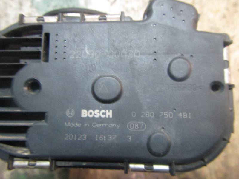 Recambio de caja mariposa para toyota yaris 1.0 cat referencia OEM IAM 220300Q020 220300Q020 0280750481