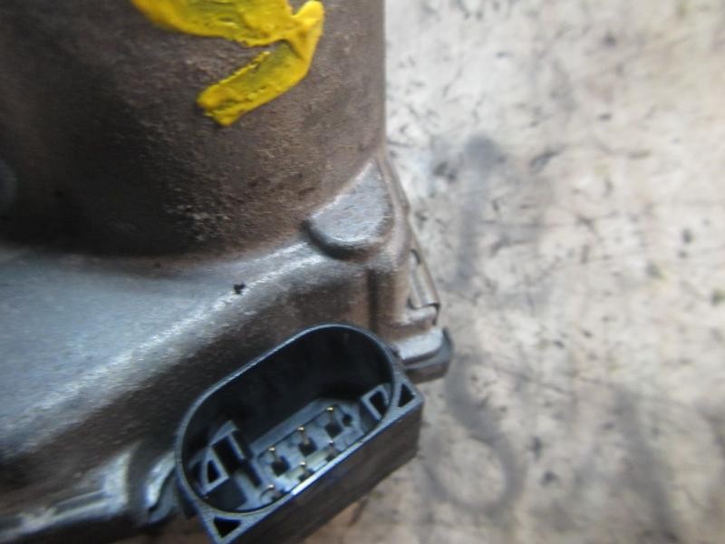 Recambio de caja mariposa para toyota yaris 1.0 cat referencia OEM IAM 220300Q020 220300Q020 0280750481