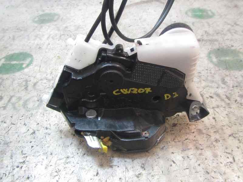Recambio de cerradura puerta delantera izquierda para toyota yaris 1.0 cat referencia OEM IAM 690400D140  