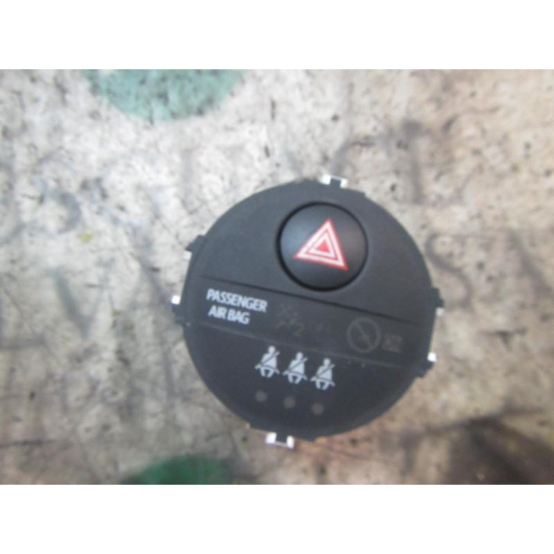 Recambio de warning para toyota yaris 1.0 cat referencia OEM IAM 839500D050 839500D050A 