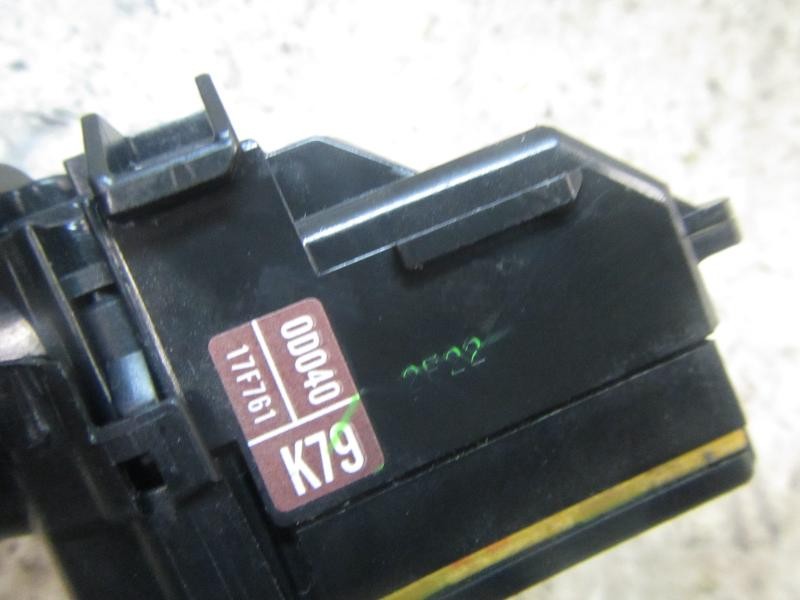 Recambio de mando limpia para toyota yaris 1.0 cat referencia OEM IAM 846520D040 0D04017F761K79 0D04017F761K79