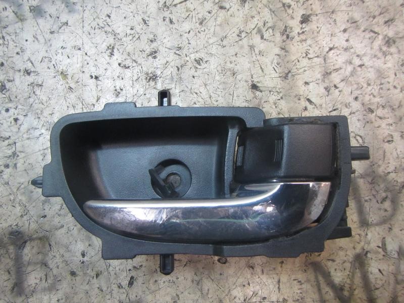 Recambio de maneta interior delantera derecha para toyota yaris 1.0 cat referencia OEM IAM 692050D200C0  