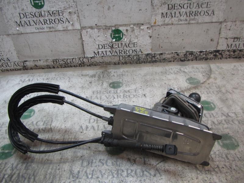 Recambio de palanca cambio para volkswagen passat berlina (3c2) 2.0 tdi dpf referencia OEM IAM 1K0711050A  