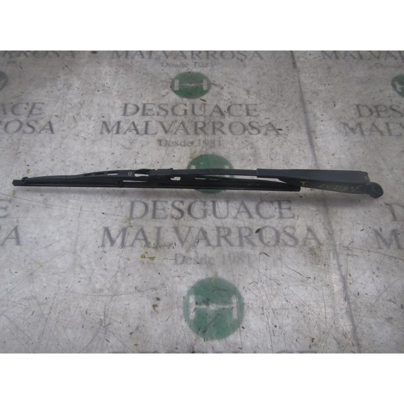 Recambio de brazo limpia trasero para peugeot 106 (s2) max referencia OEM IAM   